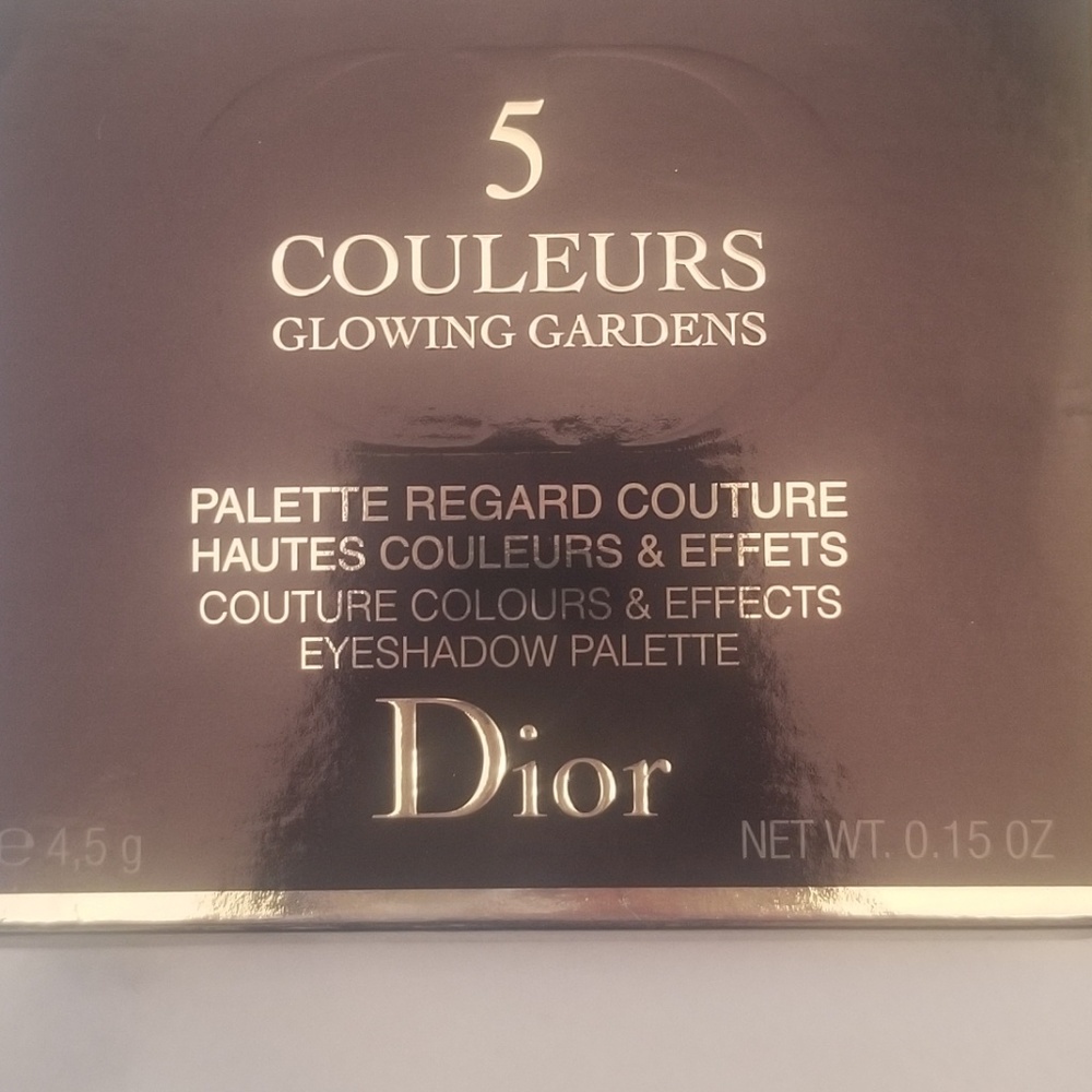 Brand new beautiful color pallet eyeshadow!